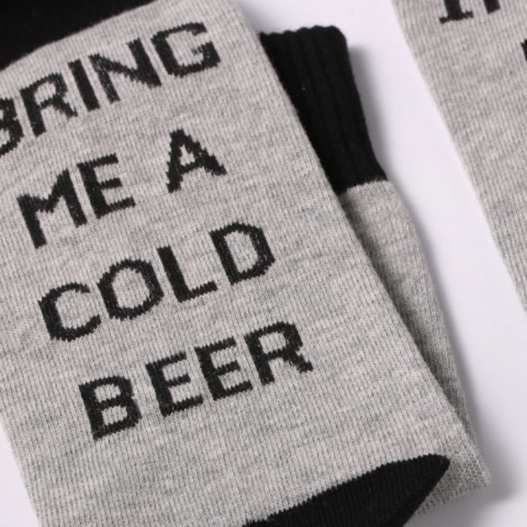 ❤️5/$13 🎉HP 3/22🎉Bring me a cold beer socks - Picture 3 of 5